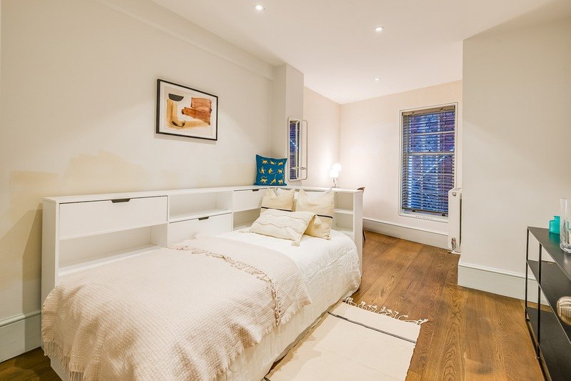 Cornwall Mews West interior 4