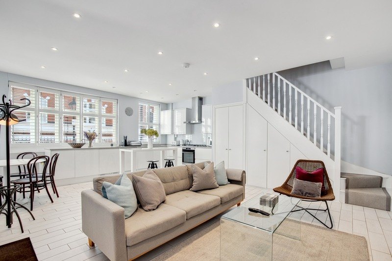 A bright open-plan living room in a Chelsea mews house