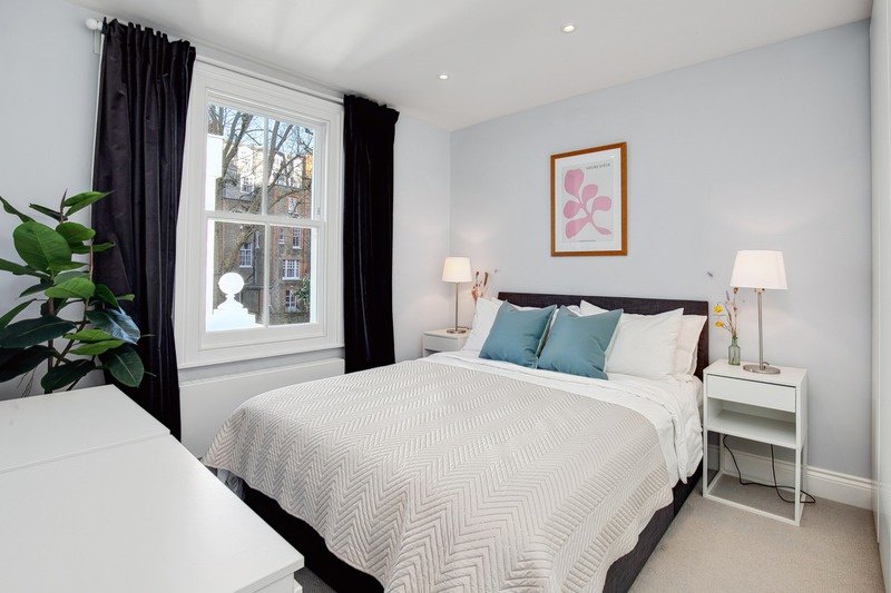 Holly Mews interior 3